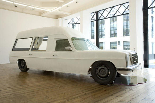 Antriebswelle, 2008 <br/>Mixed Media, Dimensions variable<br/>� Robert Elfgen, courtesy of  Spr�th Magers Berlin London<br/>